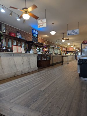 La King's Confectionery by null