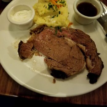 Chart House - Juicy 10 oz. Prime rib with mashed potatoes. Delicious! - Seafood Near Me - Stateline, Nevada Chart House - Juicy 10 oz. Prime rib with mashed potatoes. Delicious! - Seafood Near Me - Stateline, Nevada