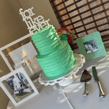 Cake Delight - a beautiful cake on the outside...tasty cake on the inside! - Custom Cakes Near Me - Livermore, California Cake Delight - a beautiful cake on the outside...tasty cake on the inside! - Custom Cakes Near Me - Livermore, California
