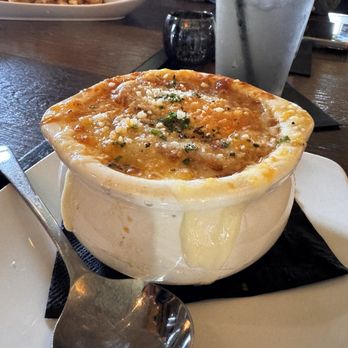 McGee's 72 - French onion soup 8.5/10 - American Near Me - Williamsburg, Michigan