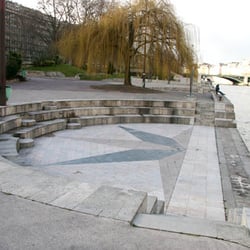 Jardin Tino-Rossi