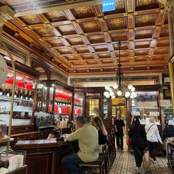 Demel - Bar area - Cafes Near Me - Vienna, 9