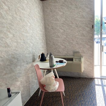 Glendale Express Hotel - Practically lawn furniture. - Hotels Near Me - Glendale, California