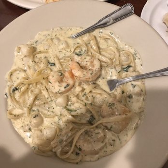Roma Italian Restaurant - Shrimp Scallop Alfredo - Italian Near Me - Hugo, Oklahoma Roma Italian Restaurant - Shrimp Scallop Alfredo - Italian Near Me - Hugo, Oklahoma