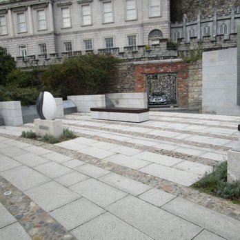 Dubh Linn Garden - Garda memorial - Parks Near Me - Dublin, D Dubh Linn Garden - Garda memorial - Parks Near Me - Dublin, D