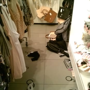 H&M - Men's Clothing Near Me - Silver Spring, Maryland