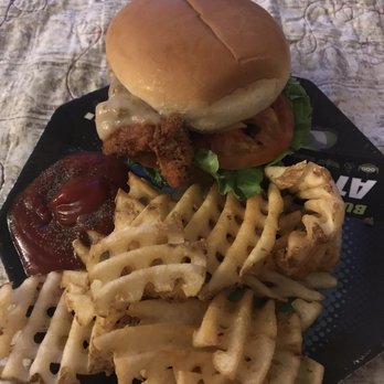 Chick-fil-A - Spicy Deluxe Sandwich - Fast Food Near Me - National City, California