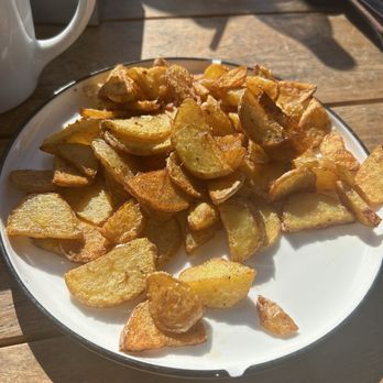 High/Low - Potatoes cooked to perfection - Breakfast & Brunch Near Me - Oceanside, California High/Low - Potatoes cooked to perfection - Breakfast & Brunch Near Me - Oceanside, California