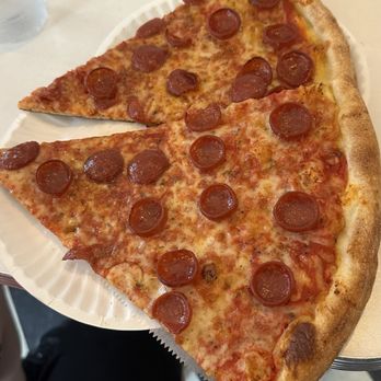 Williamsburg Pizza - Pizza Near Me - Brooklyn, New York Williamsburg Pizza - Pizza Near Me - Brooklyn, New York