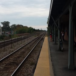 Metra Metropolitan Rail