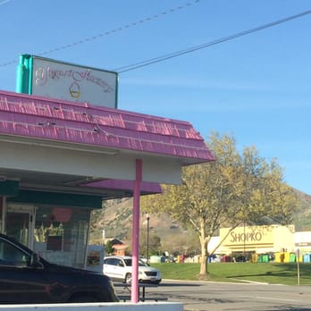 Burgers & Scoops - Just outside. - Sandwiches Near Me - Brigham City, Utah Burgers & Scoops - Just outside. - Sandwiches Near Me - Brigham City, Utah