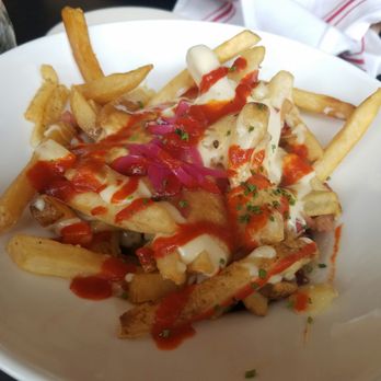 Mom's Kitchen & Bar - Heavy metal fries - Bars Near Me - Astoria, New York Mom's Kitchen & Bar - Heavy metal fries - Bars Near Me - Astoria, New York