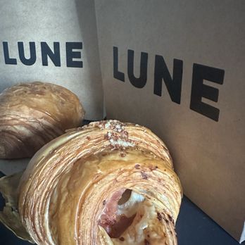 Lune Cbd - Ham & Gruyere - Coffee & Tea Near Me - Melbourne, VIC Lune Cbd - Ham & Gruyere - Coffee & Tea Near Me - Melbourne, VIC