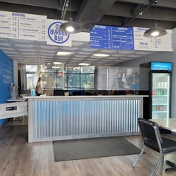 O’s Burger Bar - Nice clean place with open kitchen