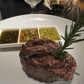 Malbec Argentinean Cuisine - Filet mignon 10/10 - Argentine Near Me - Pasadena, California Malbec Argentinean Cuisine - Filet mignon 10/10 - Argentine Near Me - Pasadena, California