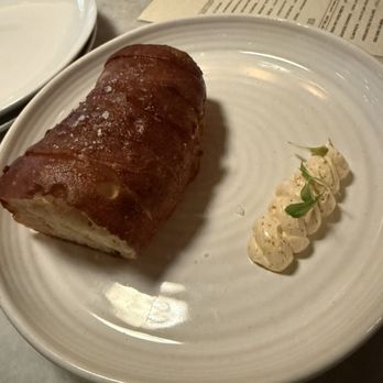 Seasalt  - Bread and butter - Seafood Near Me - Annapolis, Maryland