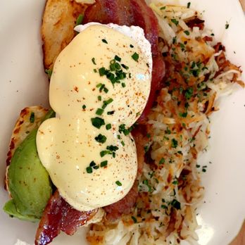 Douce Diner - Eggs Benny - Diners Near Me - North Vancouver, British Columbia