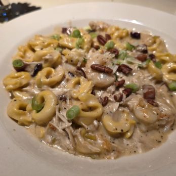 Lucky 32 Southern Kitchen - New American Near Me - Greensboro, North Carolina
