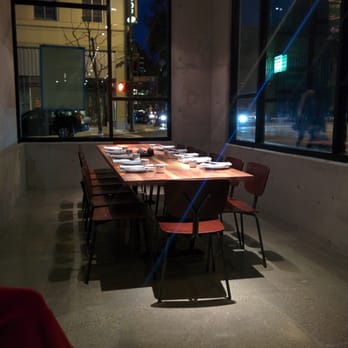 Great China - Elegant table near entrance. - Chinese Near Me - Berkeley, California