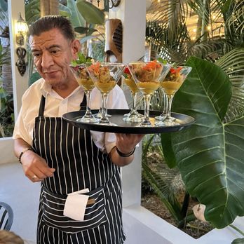 Carlitos Place - Sushi Bars Near Me - El Pescadero, BCS