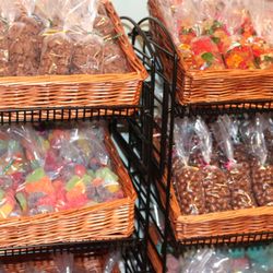 Gracious Gifts and Home - Old fashioned candy