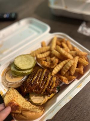 Dave's Hot Chicken by null