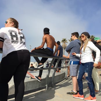 Venice Skate Park - Skate Parks Near Me - Venice, California Venice Skate Park - Skate Parks Near Me - Venice, California