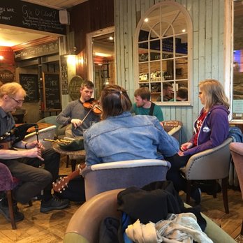 Encore Une Fois - Live Musik - Bars Near Me - Highland, HLD