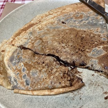 L'Epi de Blé - Chocolate crepe. There's a nice layer of chocolate inside. - Creperies Near Me - La Rochelle, 17