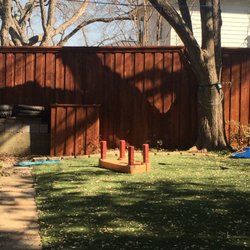Fort Worth Fence - 8' Cedar Fence board on board w/top cap & facia.
