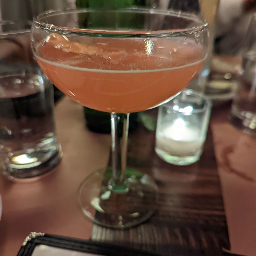 The Smith - Cosmo Spritz - New American Near Me - Chicago, Illinois