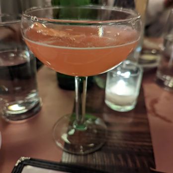 The Smith - Cosmo Spritz - New American Near Me - Chicago, Illinois The Smith - Cosmo Spritz - New American Near Me - Chicago, Illinois