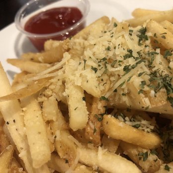 The Social Honolulu - Truffle Fries - American Near Me - Honolulu, Hawaii The Social Honolulu - Truffle Fries - American Near Me - Honolulu, Hawaii