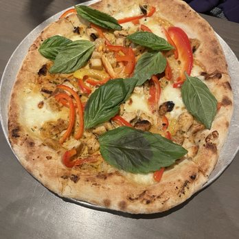 Elemental Pizza - Chicken Curry Pizza - Pizza Near Me - Seattle, Washington Elemental Pizza - Chicken Curry Pizza - Pizza Near Me - Seattle, Washington