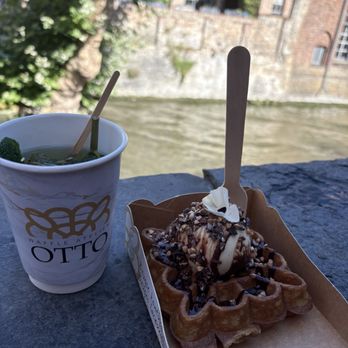 Otto Waffle Atelier - Waffles Near Me - Bruges, VWV Otto Waffle Atelier - Waffles Near Me - Bruges, VWV