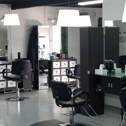 DASH Studios LLC salon-spa - Stations