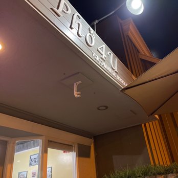 Pho 4 U - the outside of a hotel at night - Vietnamese Near Me - Atascadero, California