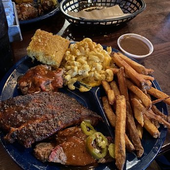 Dinosaur Bar-B-Que - Tres Ninos with hand cut fries & Mac-n-cheese. - Barbeque Near Me - Rochester, New York