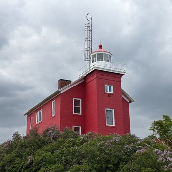 Marquette Harbor Light - Marquette Harbor Light - Landmarks & Historical Buildings Near Me - Marquette, Michigan Marquette Harbor Light - Marquette Harbor Light - Landmarks & Historical Buildings Near Me - Marquette, Michigan