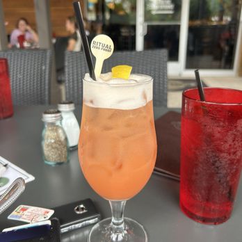 Circle 7 Ranch - NA rum punch - Burgers Near Me - St. Louis, Missouri