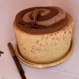 Cinnamon Roll Cake