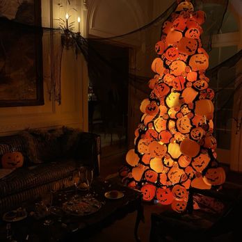 Harvest Nights at Newfields - Lilly House - Festivals Near Me - Indianapolis, Indiana