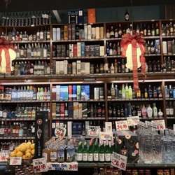 Nino Salvaggio International Marketplace