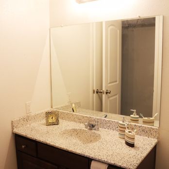 Synott Square - Apartments Near Me - Houston, Texas Synott Square - Apartments Near Me - Houston, Texas