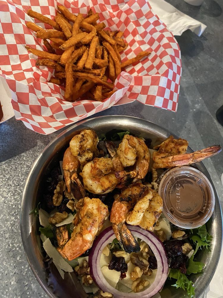 Stumpy's  Lakeside Grill