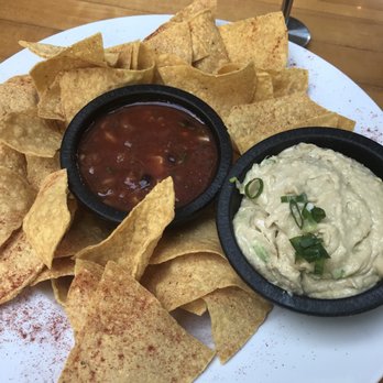 Down the Hatch Maui - Chips and Salsa - Seafood Near Me - Lahaina, Hawaii