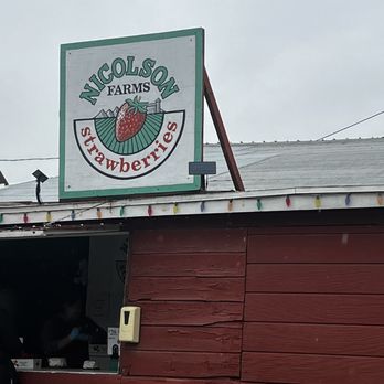 Nicolson's Strawberries - Fruits & Veggies Near Me - Rancho Cucamonga, California