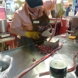 Then it becomes hard and they break it up for samples for us! Warm hard candy? Awesome.