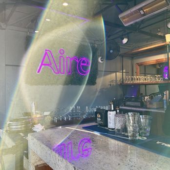 Aire Rooftop Bar - Wine Bars Near Me - Chicago, Illinois Aire Rooftop Bar - Wine Bars Near Me - Chicago, Illinois