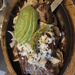 Amigos Aca Y alla - Carne Asada